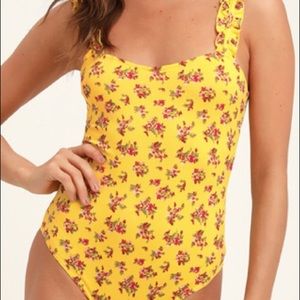 NWOT Lulus Bodysuit